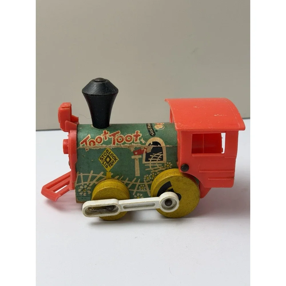 Fisher Price Toot Toot 643 Train 1964 Wooden Body Pull Toy No String *Read*
